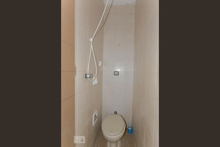 Apartamento para alugar com 53m², 3 quartos e sem vaga Apartamento para alugar com 53m², 3 quartos e sem vagaBanheiro de Serviço