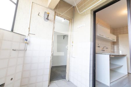 Apartamento para alugar com 63m², 3 quartos e 2 vagasÁrea de Serviço
