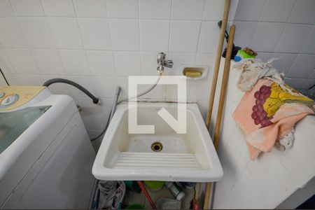 Apartamento para alugar com 68m², 2 quartos e 1 vagaÁrea de Serviço