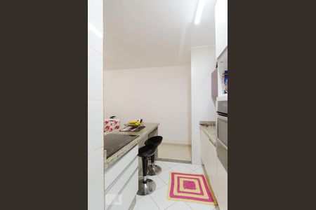 Apartamento à venda com 67m², 3 quartos e 2 vagasCozinha