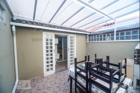 Casa de condomínio para alugar com 88m², 2 quartos e 2 vagasÁrea de Churrasqueira
