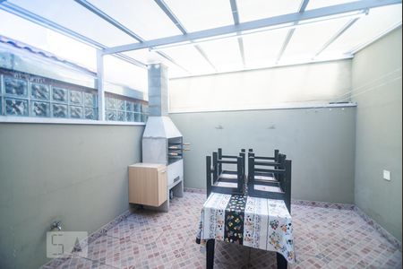 Casa de condomínio para alugar com 88m², 2 quartos e 2 vagasÁrea de Churrasqueira