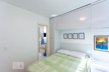 Suite  de apartamento para alugar com 2 quartos, 70m² em Santa Rosa, Niterói