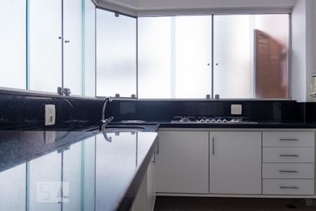 Apartamento para alugar com 121m², 3 quartos e 2 vagasCozinha