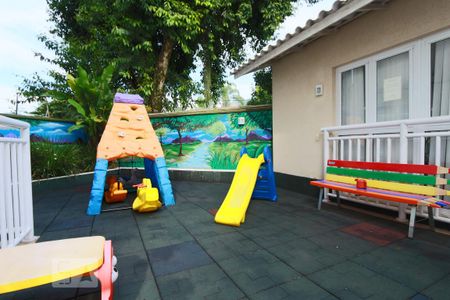 Apartamento para alugar com 72m², 3 quartos e 1 vagaÁrea Comum - Playground