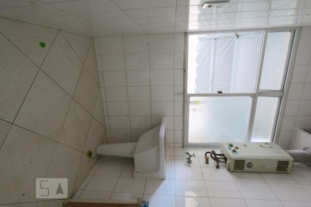 Apartamento para alugar com 72m², 3 quartos e 1 vagaÁrea de Serviço