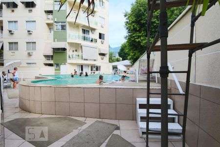 Apartamento para alugar com 72m², 3 quartos e 1 vagaÁrea comum - Piscina