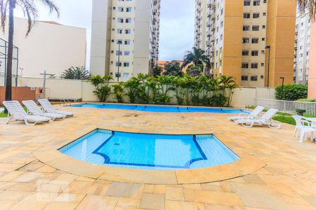 Apartamento à venda com 68m², 3 quartos e 1 vagaÁrea comum - Piscina