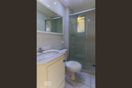 Banheiro de apartamento para alugar com 3 quartos, 68m² em Cambuci, São Paulo