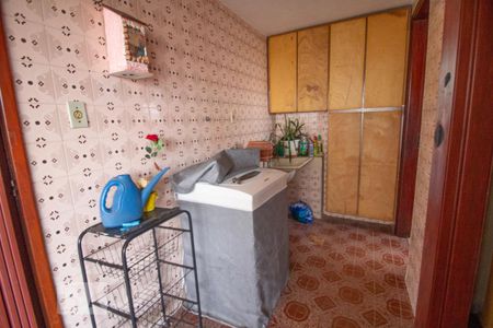 Casa à venda com 4 quartos, 200m² em Vila Leonor, São Paulo