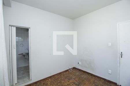 Apartamento à venda com 317m², 4 quartos e 2 vagas Apartamento à venda com 317m², 4 quartos e 2 vagasSuíte 1