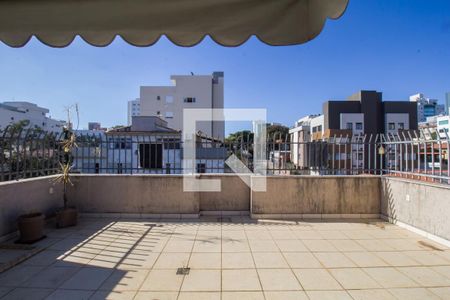 Apartamento à venda com 317m², 4 quartos e 2 vagas Apartamento à venda com 317m², 4 quartos e 2 vagasÁrea gourmet