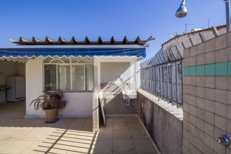 Apartamento à venda com 317m², 4 quartos e 2 vagas Apartamento à venda com 317m², 4 quartos e 2 vagasÁrea gourmet