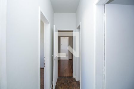 Apartamento à venda com 317m², 4 quartos e 2 vagas Apartamento à venda com 317m², 4 quartos e 2 vagasCorredor