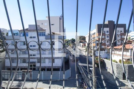 Apartamento à venda com 317m², 4 quartos e 2 vagas Apartamento à venda com 317m², 4 quartos e 2 vagasVista do Quarto