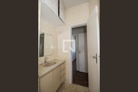 Apartamento à venda com 317m², 4 quartos e 2 vagas Apartamento à venda com 317m², 4 quartos e 2 vagasBanheiro
