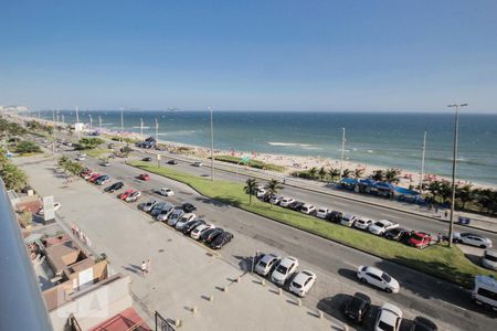 Apartamento à venda com 96m², 2 quartos e 2 vagas Apartamento à venda com 96m², 2 quartos e 2 vagasVista