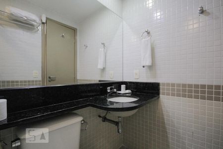 Apartamento à venda com 96m², 2 quartos e 2 vagas Apartamento à venda com 96m², 2 quartos e 2 vagasBanheiro da Suíte 2