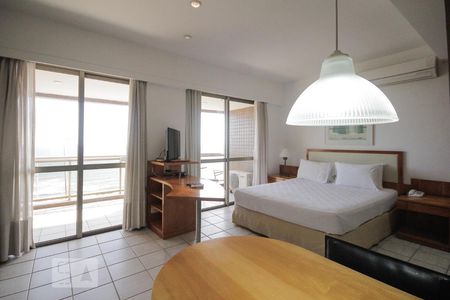 Quarto de apartamento à venda com 2 quartos, 96m² em Barra da Tijuca, Rio de Janeiro