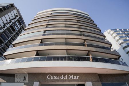 Apartamento à venda com 96m², 2 quartos e 2 vagas Apartamento à venda com 96m², 2 quartos e 2 vagasFachada