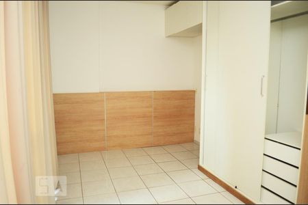 Sala/Quarto de apartamento para alugar com 1 quarto, 27m² em Taguatinga Sul (taguatinga), Brasília