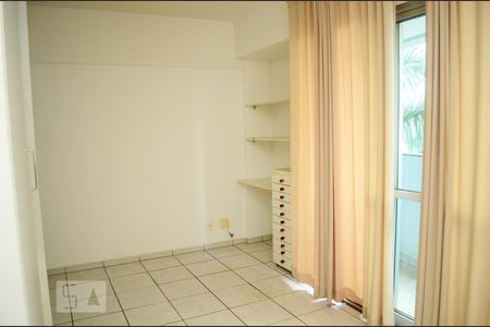 Apartamento para alugar com 27m², 1 quarto e 1 vagaSala/Quarto
