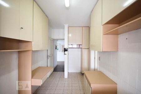 Apartamento para alugar com 188m², 3 quartos e 2 vagasCozinha