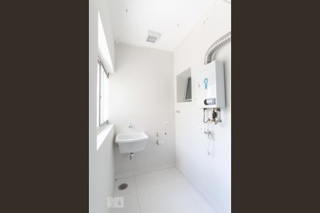 Apartamento à venda com 77m², 2 quartos e 1 vaga Apartamento à venda com 77m², 2 quartos e 1 vagaÁrea de Serviço