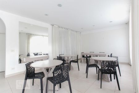 Apartamento à venda com 77m², 2 quartos e 1 vaga Apartamento à venda com 77m², 2 quartos e 1 vagaÁrea comum - Salão de festas