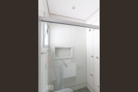 Apartamento à venda com 77m², 2 quartos e 1 vaga Apartamento à venda com 77m², 2 quartos e 1 vagaBanheiro Social