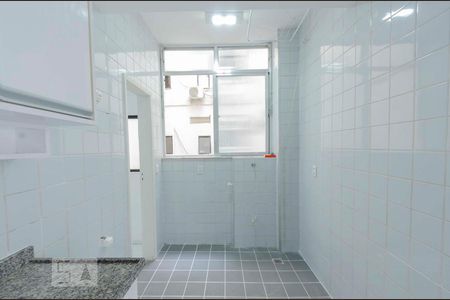 Apartamento à venda com 80m², 2 quartos e 1 vagaCozinha