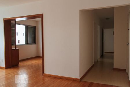 Apartamento à venda com 94m², 2 quartos e 1 vagaDetalhe Sala