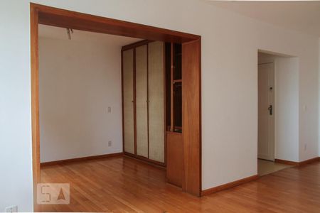 Apartamento à venda com 94m², 2 quartos e 1 vagaDetalhe Sala