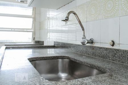 Apartamento à venda com 94m², 2 quartos e 1 vagaCozinha - Torneira