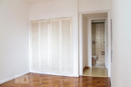 Apartamento à venda com 94m², 2 quartos e 1 vagaQuarto 1 - Armários
