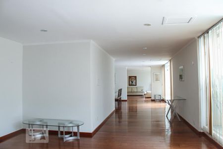 Apartamento à venda com 94m², 2 quartos e 1 vagaHall