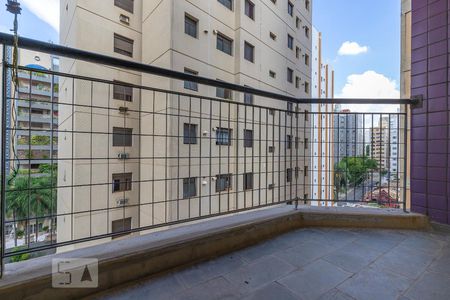 Sacada de apartamento à venda com 1 quarto, 63m² em Centro, Campinas