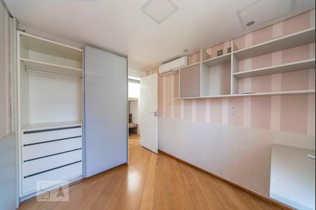 Apartamento à venda com 150m², 3 quartos e 3 vagasQuarto 1