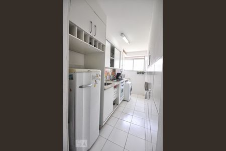 Apartamento à venda com 49m², 2 quartos e 1 vagaCozinha e Área de Serviço