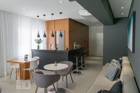 Apartamento para alugar com 34m², 2 quartos e sem vagaÁrea comum - Salão de festas