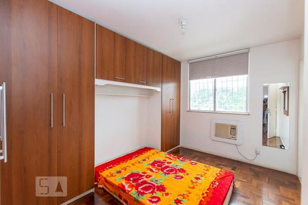 Suite  de apartamento para alugar com 3 quartos, 110m² em Santa Rosa, Niterói