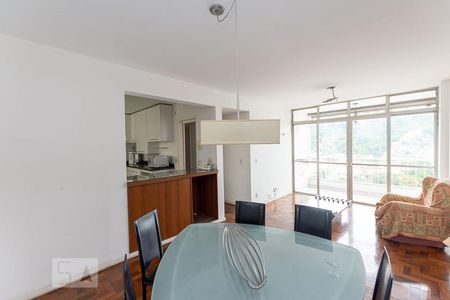 sala de apartamento para alugar com 3 quartos, 110m² em Santa Rosa, Niterói