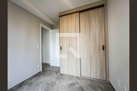 Quarto de apartamento para alugar com 2 quartos, 57m² em Parque Reboucas, São Paulo