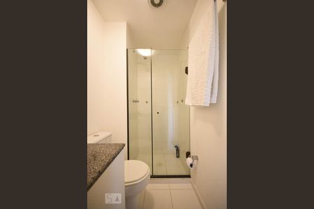 Apartamento para alugar com 57m², 2 quartos e 1 vaga Apartamento para alugar com 57m², 2 quartos e 1 vagaDetalhe do Banheiro Suíte