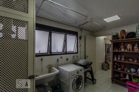 Apartamento à venda com 360m², 4 quartos e 5 vagasÁrea de Serviço