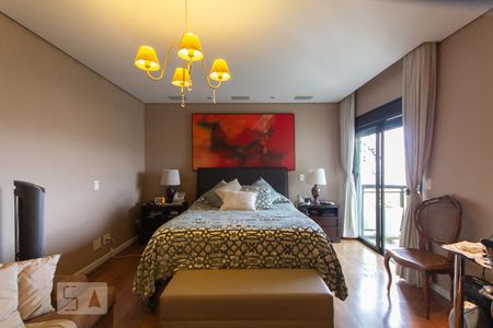 Apartamento à venda com 360m², 4 quartos e 5 vagasSuíte Casal