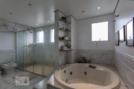 Apartamento à venda com 360m², 4 quartos e 5 vagasSuíte Casal