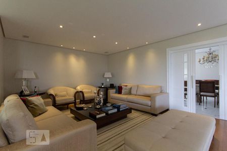 Apartamento à venda com 360m², 4 quartos e 5 vagasSala