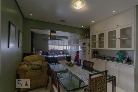 Apartamento à venda com 360m², 4 quartos e 5 vagasCozina