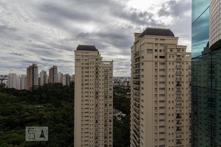 Apartamento à venda com 360m², 4 quartos e 5 vagasVista